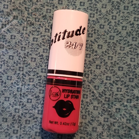 🌺J.Cat Hydrating Lip Stain - Picture 1 of 3